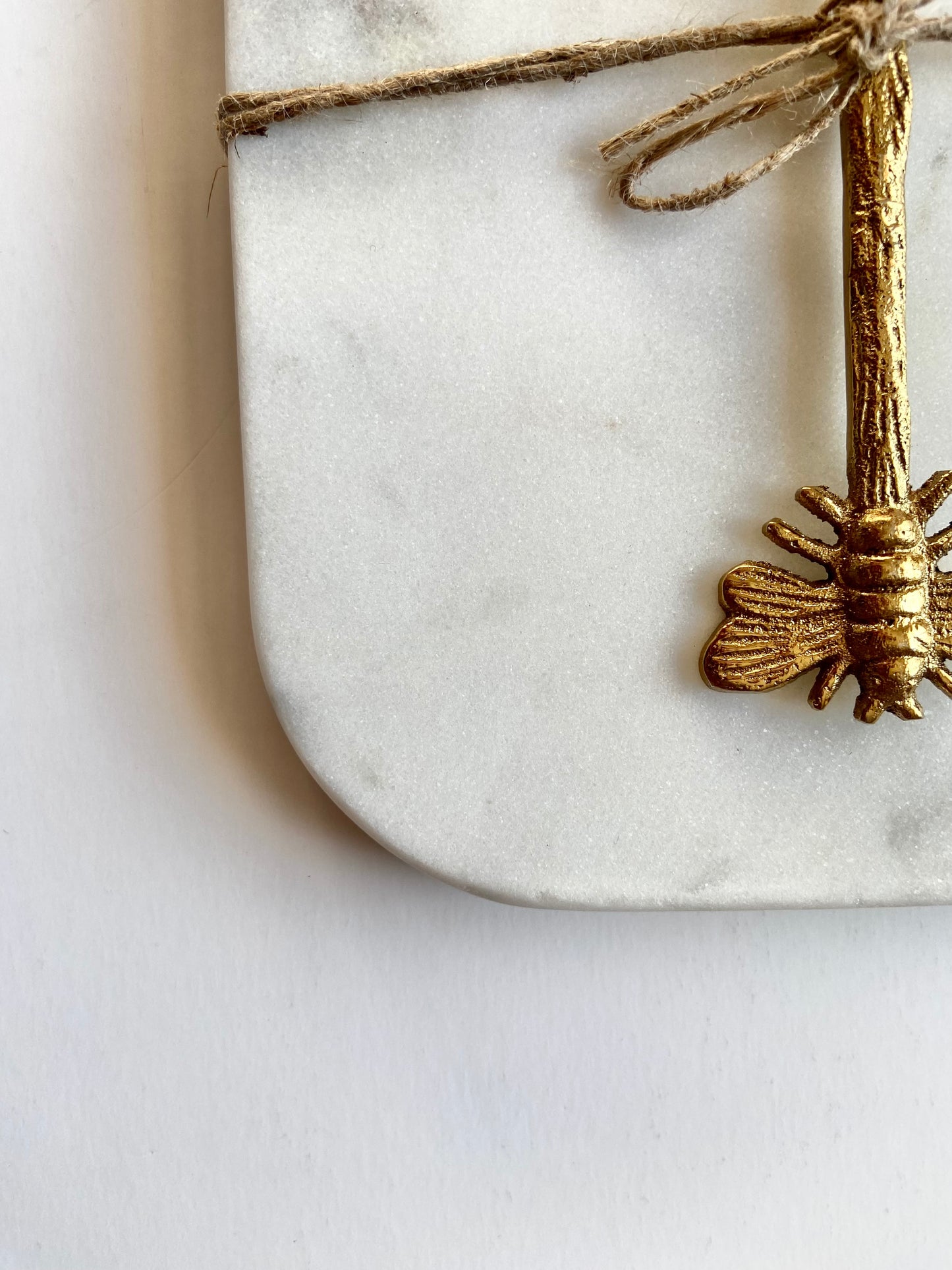 Marble cheese board & bee knife