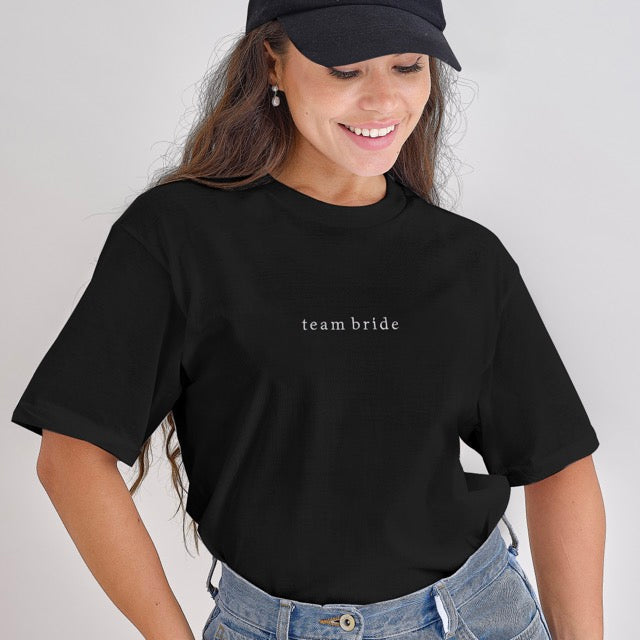 Minimalist team bride t-shirt