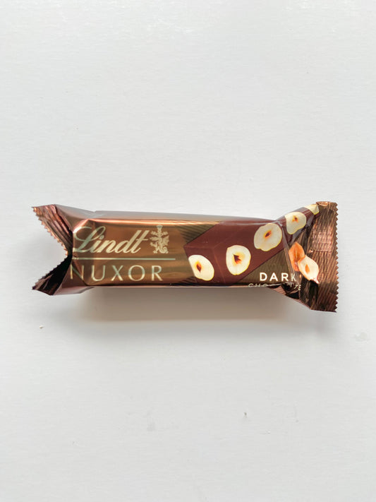 Lindt Nuxor Milk Chocolate